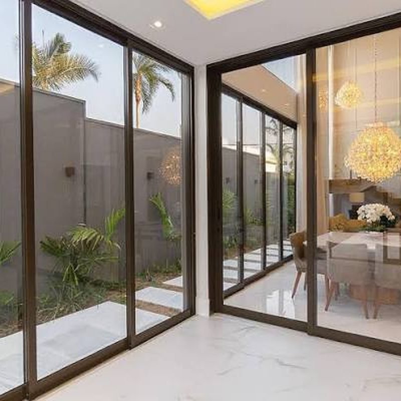 Esquadria de alumínio linha Suprema — projeto residencial